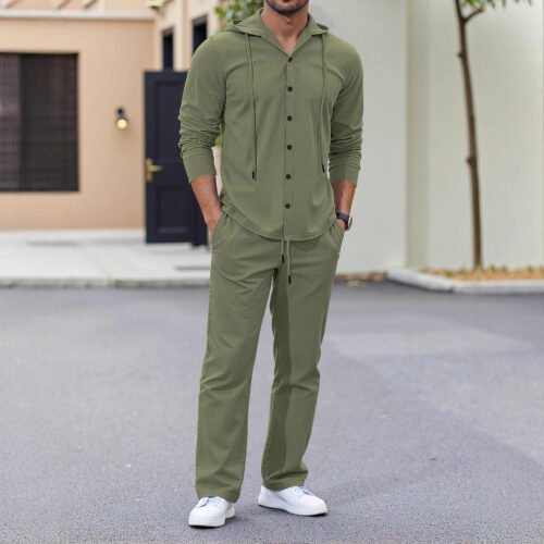 Mens Relaxed Fit Long Sleeve Suit With A Minimalist Design