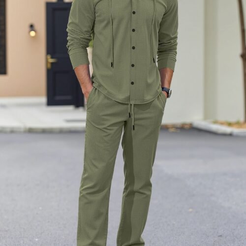 Mens Relaxed Fit Long Sleeve Suit With A Minimalist Design