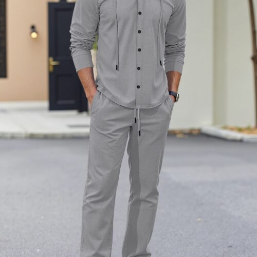 Mens Relaxed Fit Long Sleeve Suit With A Minimalist Design