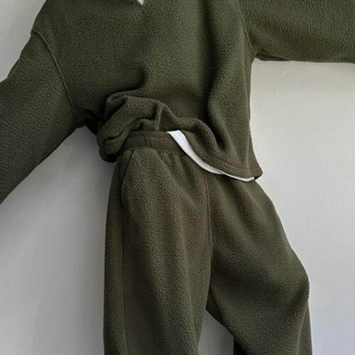 Lazy And Relaxing Army Green Collar Particle Velvet Men's Set