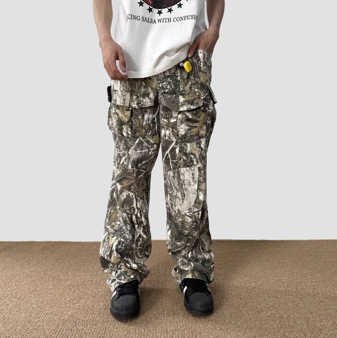 2c65e192-2fed-41a5-9d20-a55eccdc3343.jpg Loose Straight Tree Worn Looking Washed-out Camouflage Printed Overalls