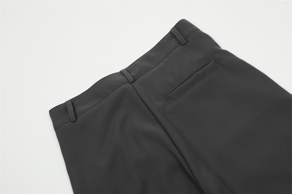 9ee26b7f-61a0-494e-bcf8-ab286cd3c332.jpg Three-dimensional Pocket Overalls Loose Street Trend